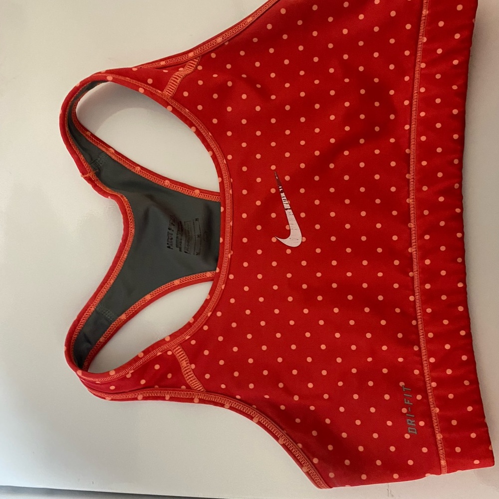 Medium Nike sports bra
